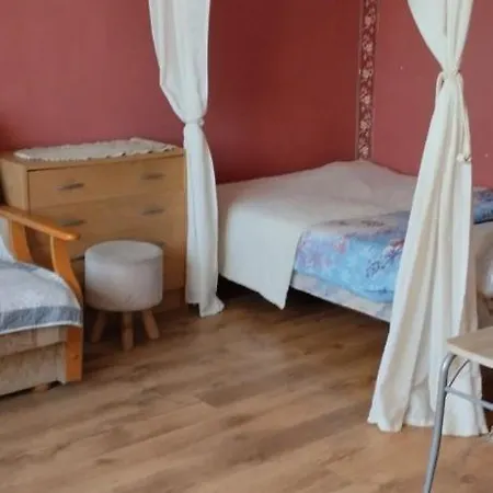 Z Baldachimem I Pieknym Widokiem Olsztyna 아파트 *